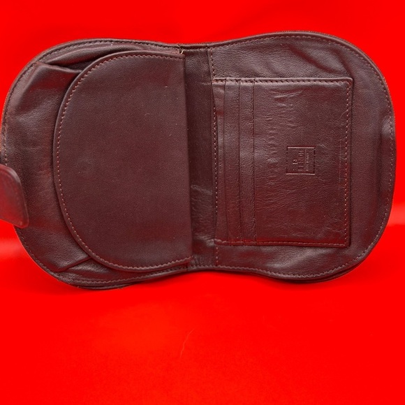 ❌SOLD ❌Do not buy. FENDI Black and Olive compact Wallet. VGUC❗️ - Picture 12 of 13